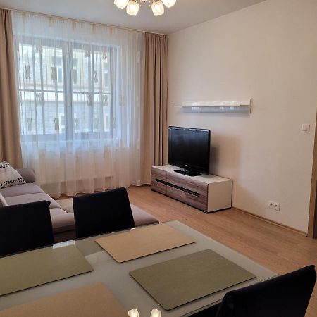 Apartment Svahova Karlovy Vary Bagian luar foto